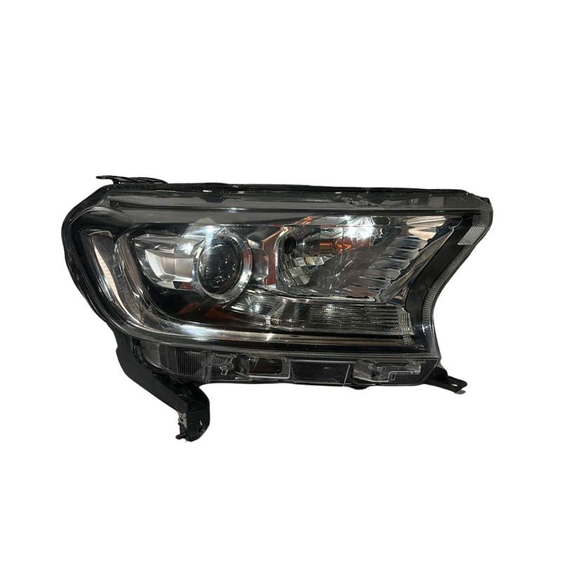 Farol Ford Ranger 2020 sem Led