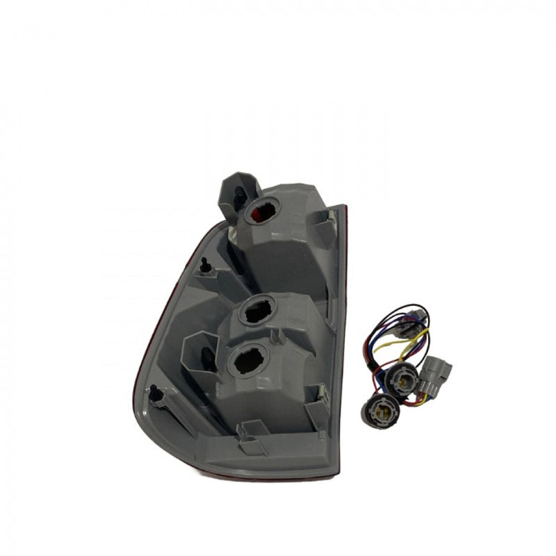 Lanterna Traseira Hilux 12/15 com soquete lado Direito